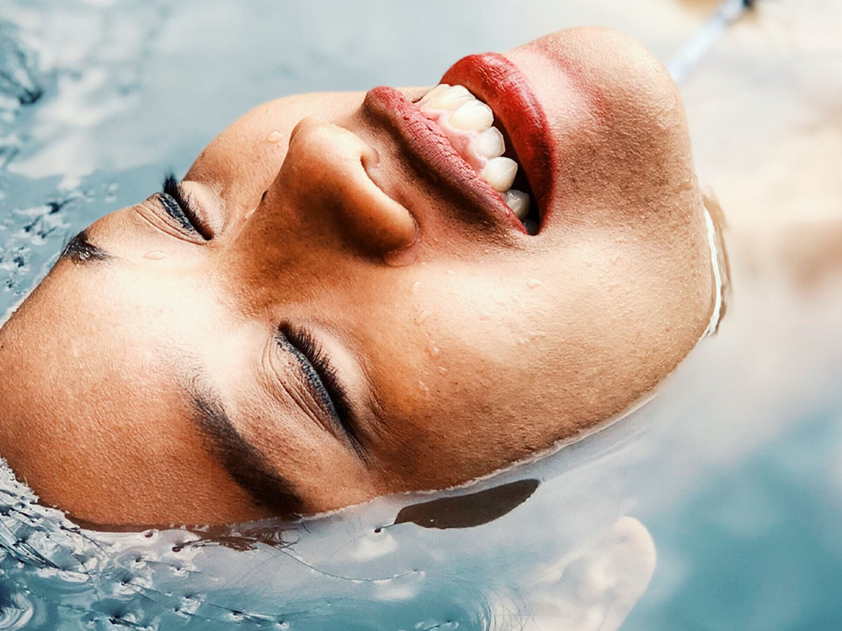woman receiving hydra facial